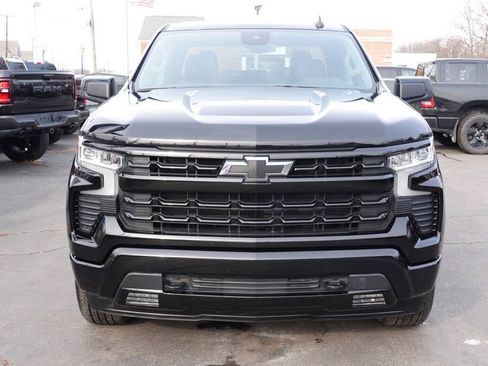 Used 2024 Chevrolet Silverado 1500 RST AWD/4WD image 6