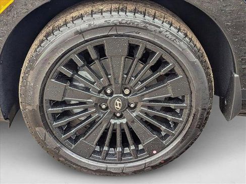 New 2025 Hyundai Santa Fe Calligraphy image 9