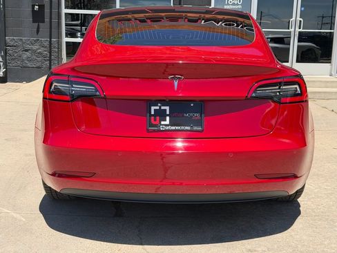 Used 2018 Tesla Model 3 Long Range RWD image 14