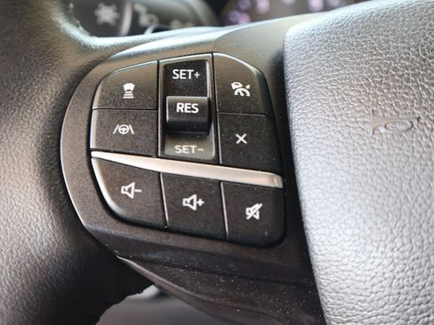 Used 2020 Ford Explorer XLT w/ Equipment Group 202A RWD image 25