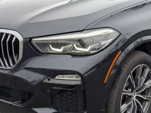 Used 2021 BMW X5 xDrive40i w/ M Sport Package image 9