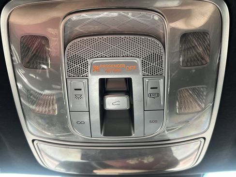 Used 2022 Genesis GV70 3.5T Sport w/ Sport Advanced Package AWD/4WD image 24
