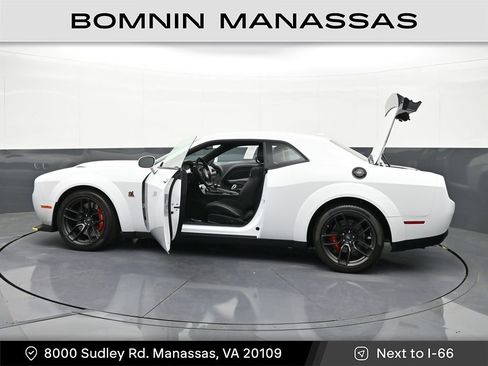 Used 2022 Dodge Challenger R/T Scat Pack RWD image 43