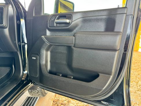 Used 2023 GMC Sierra 2500 AT4 w/ AT4 Premium Plus Package AWD/4WD image 28