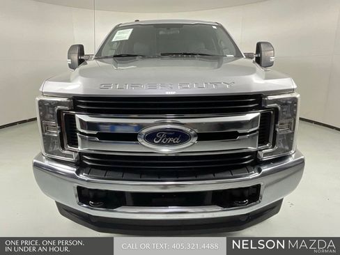 Used 2017 Ford F250 XLT w/ FX4 Off-Road Package image 2