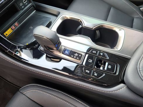 Certified 2026 Lexus NX 350 AWD w/ Accessory Package (Z1) image 19
