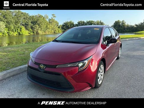 Used 2023 Toyota Corolla LE FWD image 1