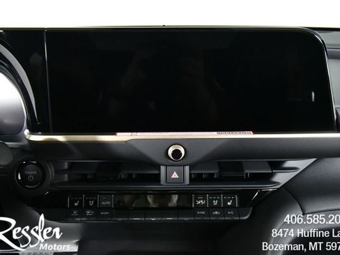 New 2026 Toyota Crown Signia image 4