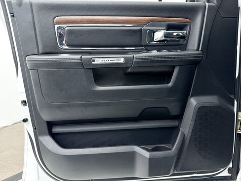 Used 2016 RAM 1500 Laramie w/ Convenience Group image 29