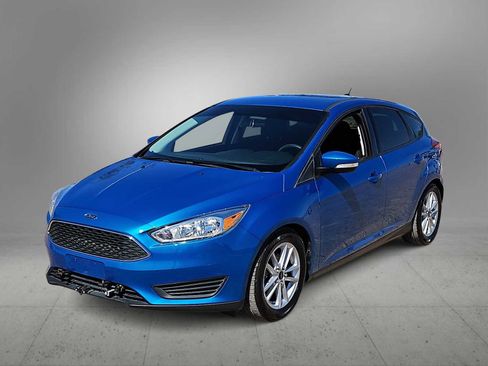 Used 2016 Ford Focus SE image 4