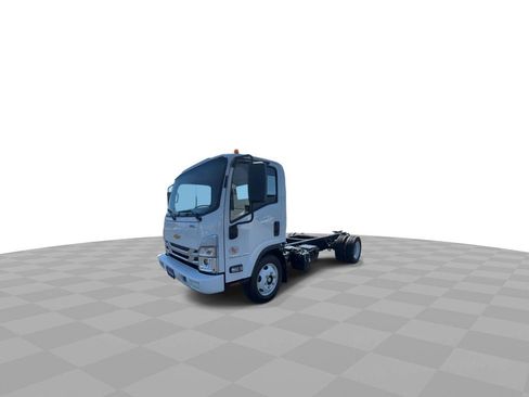 New 2024 Chevrolet Low Cab Forward 5500XD RWD image 3