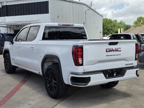 Used 2026 GMC Sierra 1500 Elevation RWD image 11