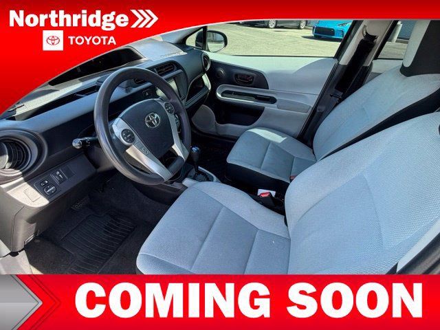 Used 2014 Toyota Prius C One FWD image 5
