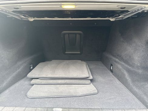 Used 2017 BMW 750i RWD image 22