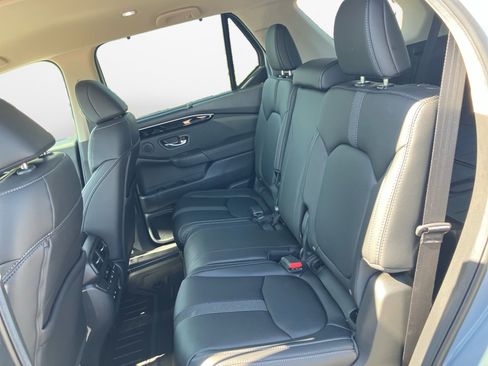 Certified 2026 Honda Pilot EX-L image 12