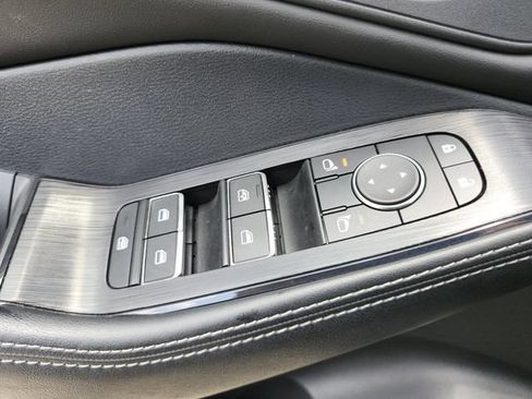 Used 2024 Nissan Rogue SL AWD/4WD image 24