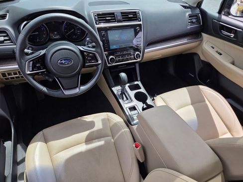 Used 2018 Subaru Outback 2.5i Limited image 8