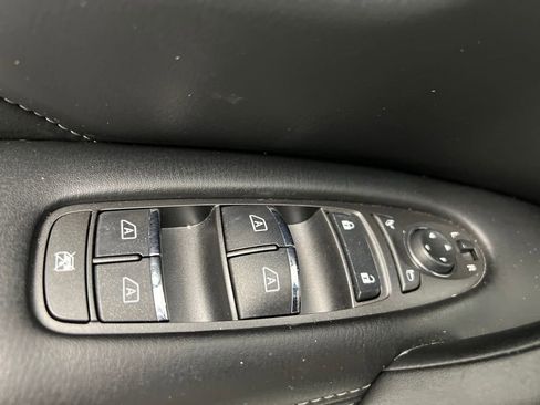 Used 2024 INFINITI QX80 Luxe image 12