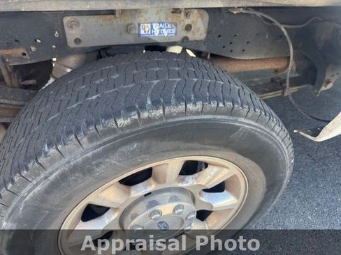 Used 2015 Ford F250 4x4 Crew Cab Super Duty image 3