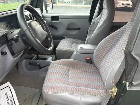 Used 1998 Jeep Wrangler Sport image 10