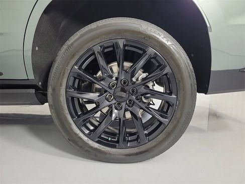 Certified 2024 Cadillac Escalade Sport w/ LPO, ONYX Package image 10