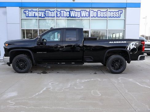 New 2026 Chevrolet Silverado 3500 W/T AWD/4WD image 8