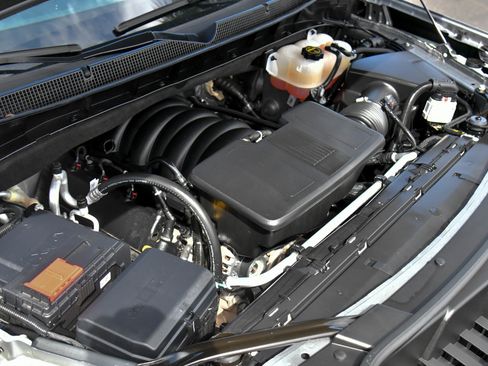 Used 2025 Chevrolet Tahoe LT image 61