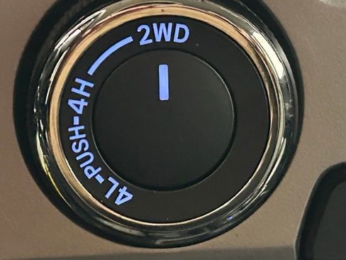 Used 2023 Toyota Tacoma SR image 8