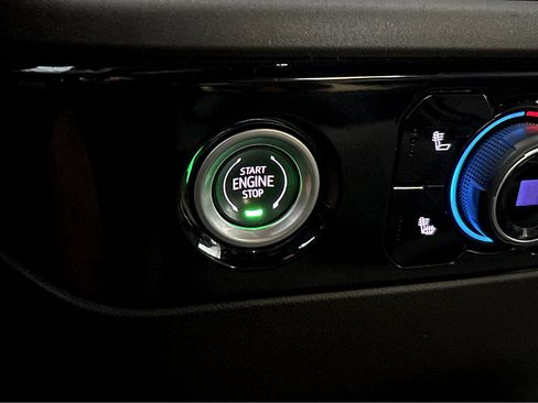 Used 2022 Chevrolet Silverado 1500 LT w/ Protection Package image 5