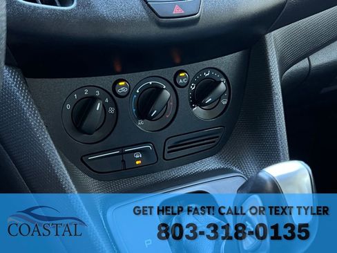 Used 2017 Ford Transit Connect XL FWD image 29