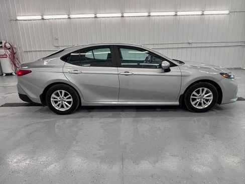 Used 2025 Toyota Camry LE FWD image 2
