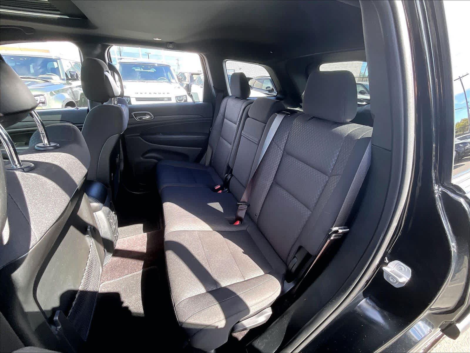 Used 2019 Jeep Grand Cherokee Laredo AWD/4WD image 29