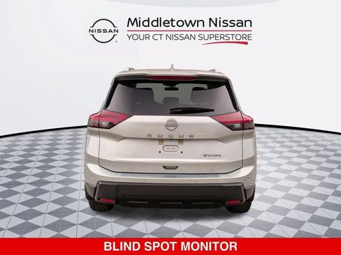 Certified 2024 Nissan Rogue SV w/ SV Premium Package AWD/4WD image 4