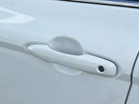 Certified 2021 Toyota Camry SE FWD image 7