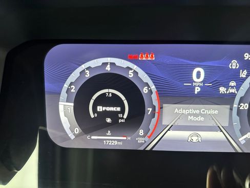 Used 2024 Toyota Tacoma TRD Off-Road AWD/4WD image 61