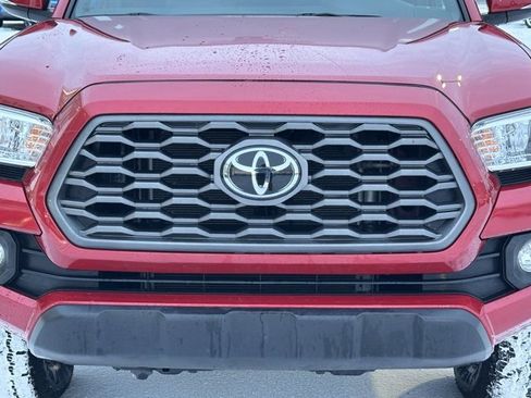 Used 2023 Toyota Tacoma 4x4 Double Cab image 9