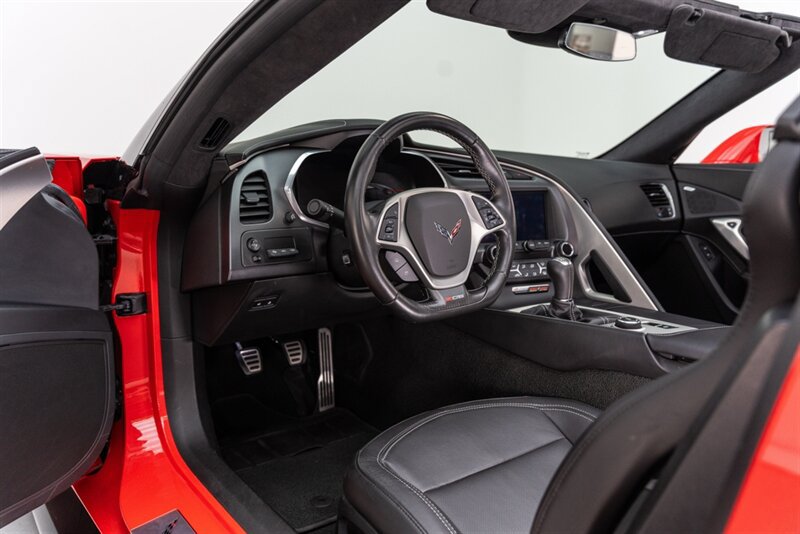 Used 2018 Chevrolet Corvette Z06 RWD image 79