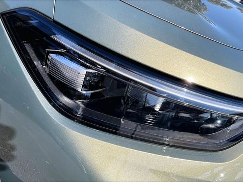 New 2026 Volkswagen Tiguan SE R-Line image 13