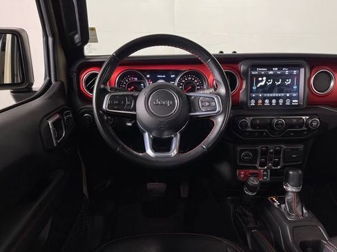 Used 2020 Jeep Gladiator Rubicon AWD/4WD image 15
