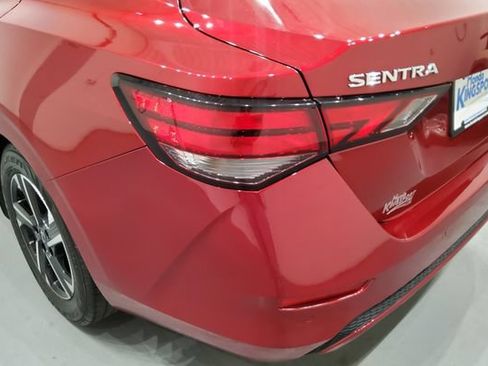 Used 2024 Nissan Sentra SV FWD image 9