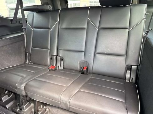 Used 2021 Cadillac Escalade ESV Sport w/ Driver Assist Tech Package RWD image 14