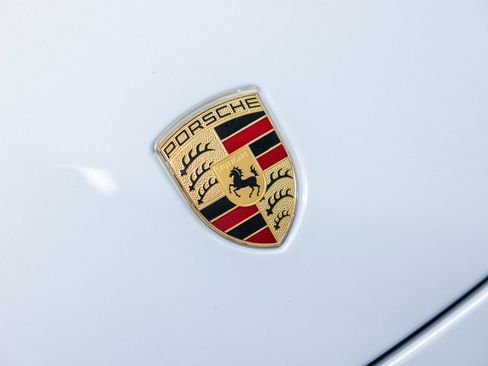 Used 2023 Porsche 718 Cayman GTS RWD image 18