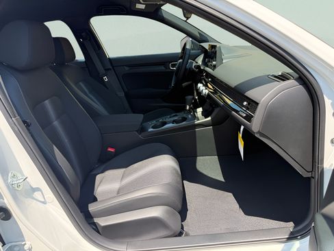 Certified 2026 Honda Civic Sport image 13