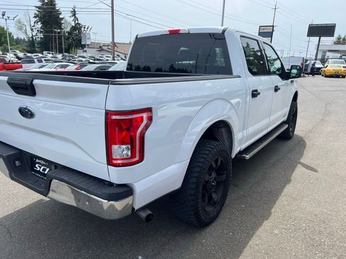 Used 2017 Ford F150 XLT AWD/4WD image 3