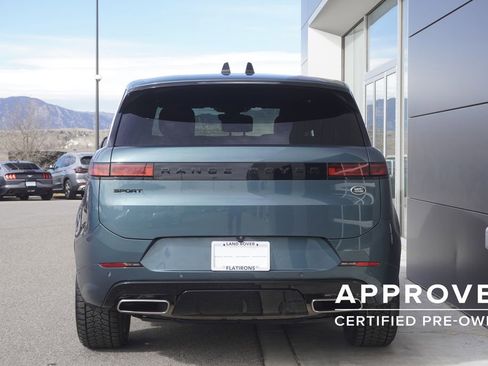 Used 2023 Land Rover Range Rover Sport SE Dynamic image 6