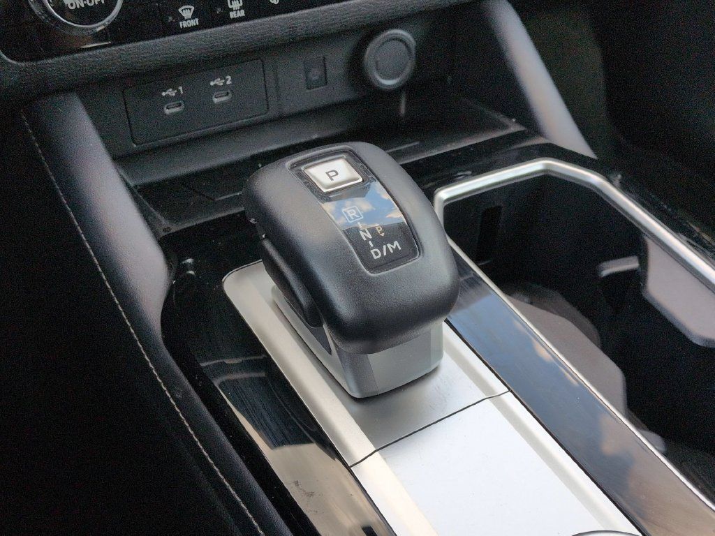 Used 2025 Mitsubishi Outlander SE AWD/4WD image 19
