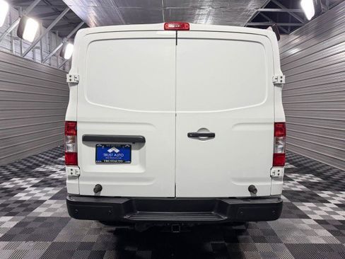 Used 2020 Nissan NV 2500 SV image 6