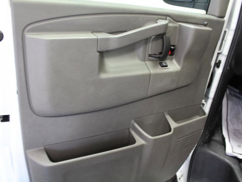 Used 2020 Chevrolet Express 2500 w/ Driver Convenience Package image 18