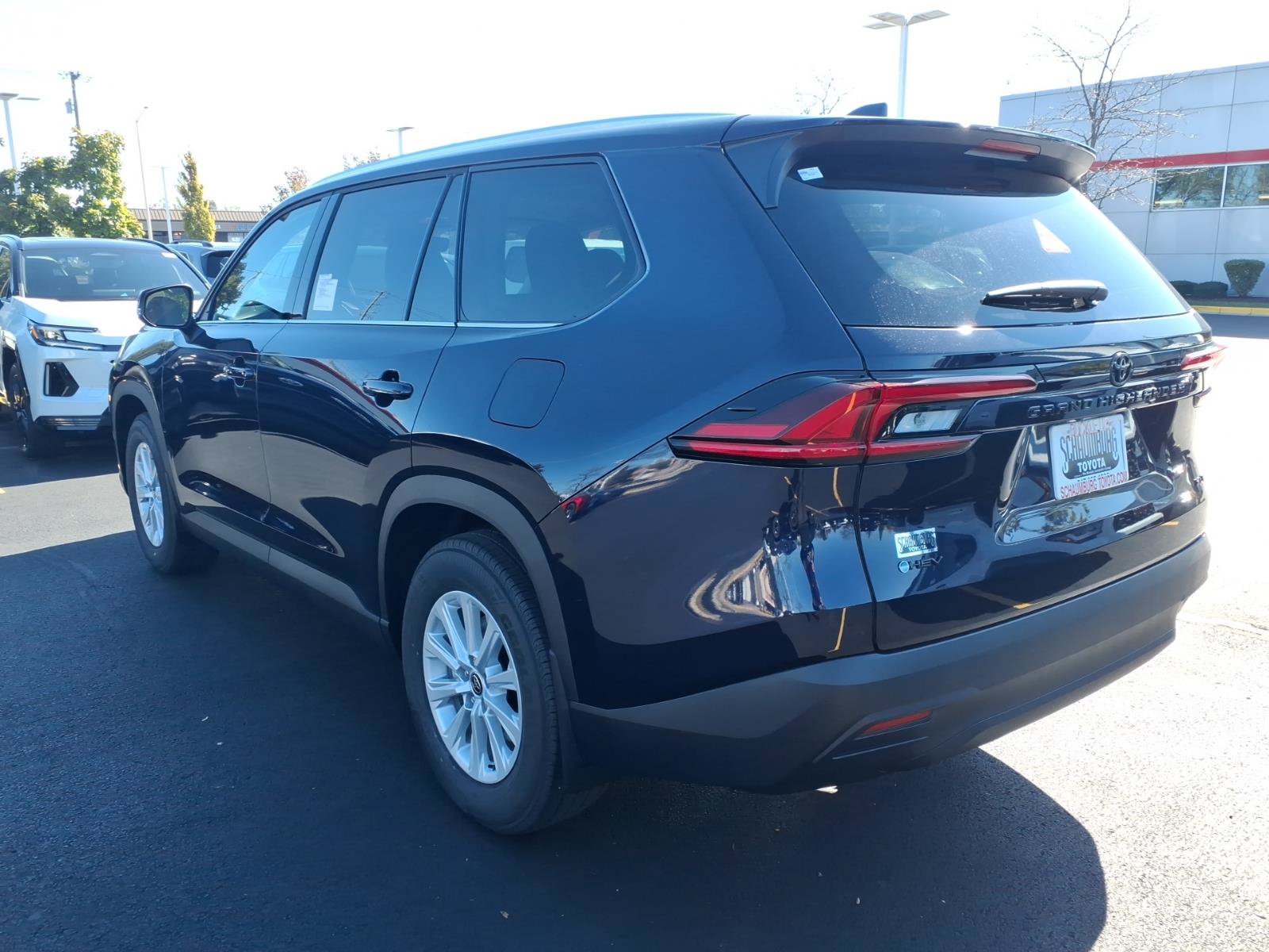 New 2026 Toyota Grand Highlander XLE FWD image 5