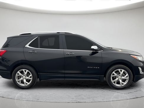 Used 2019 Chevrolet Equinox Premier AWD/4WD image 5